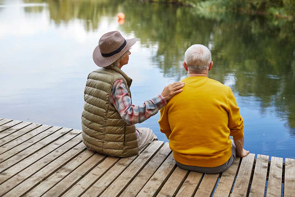 Aspaveli - lakeside couple image 1000px