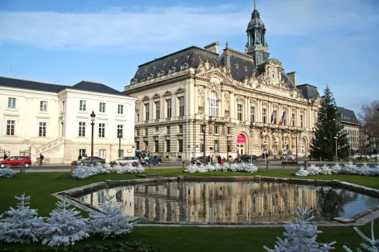 Tours  